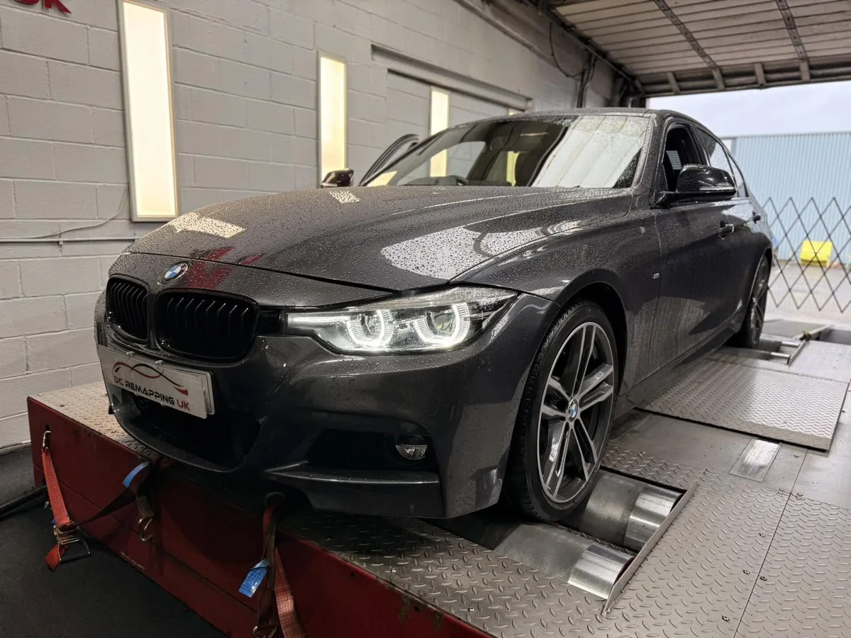 BMW 320i F30 on the 4WD linked dyno at DC Remapping UK