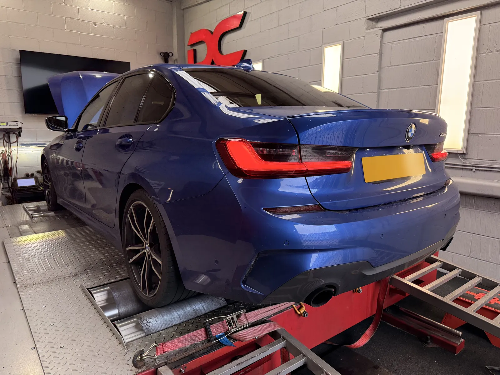 BMW 330d on the DC Remapping UK 4WD dyno