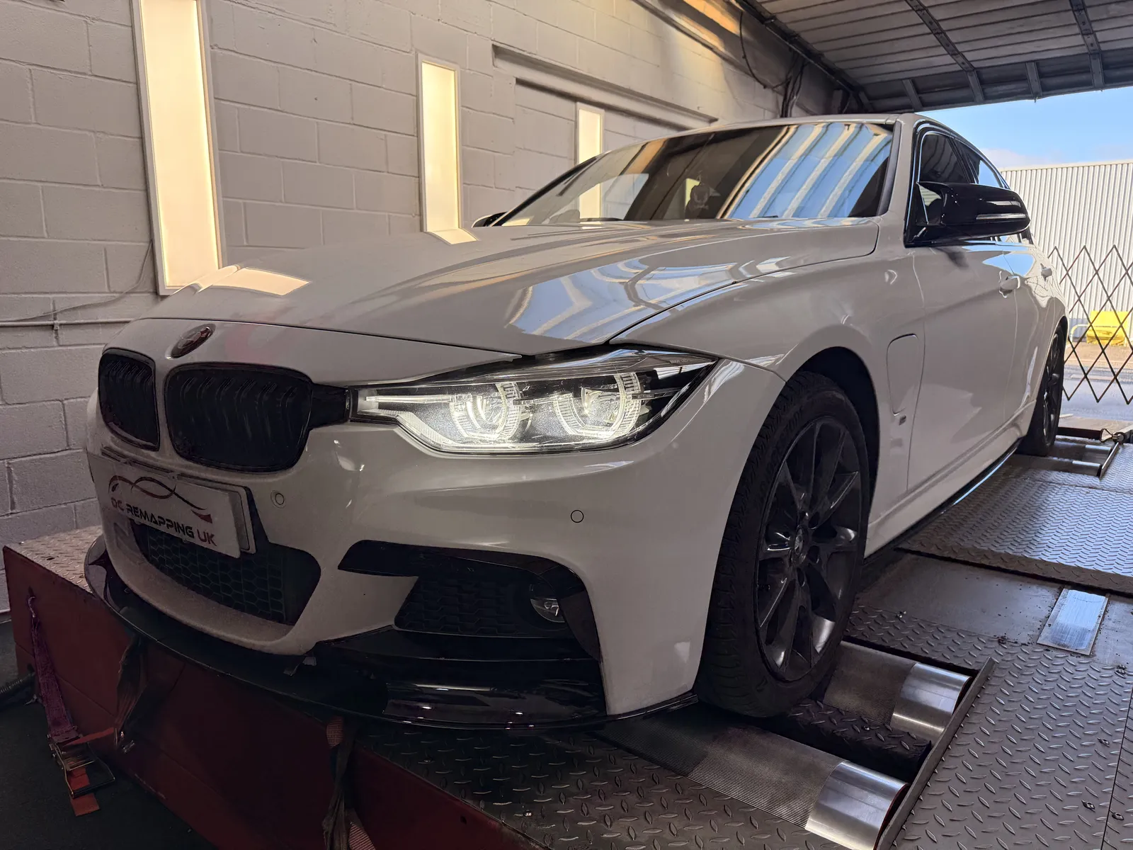 BMW 330e on the DC Remapping UK 4WD dyno