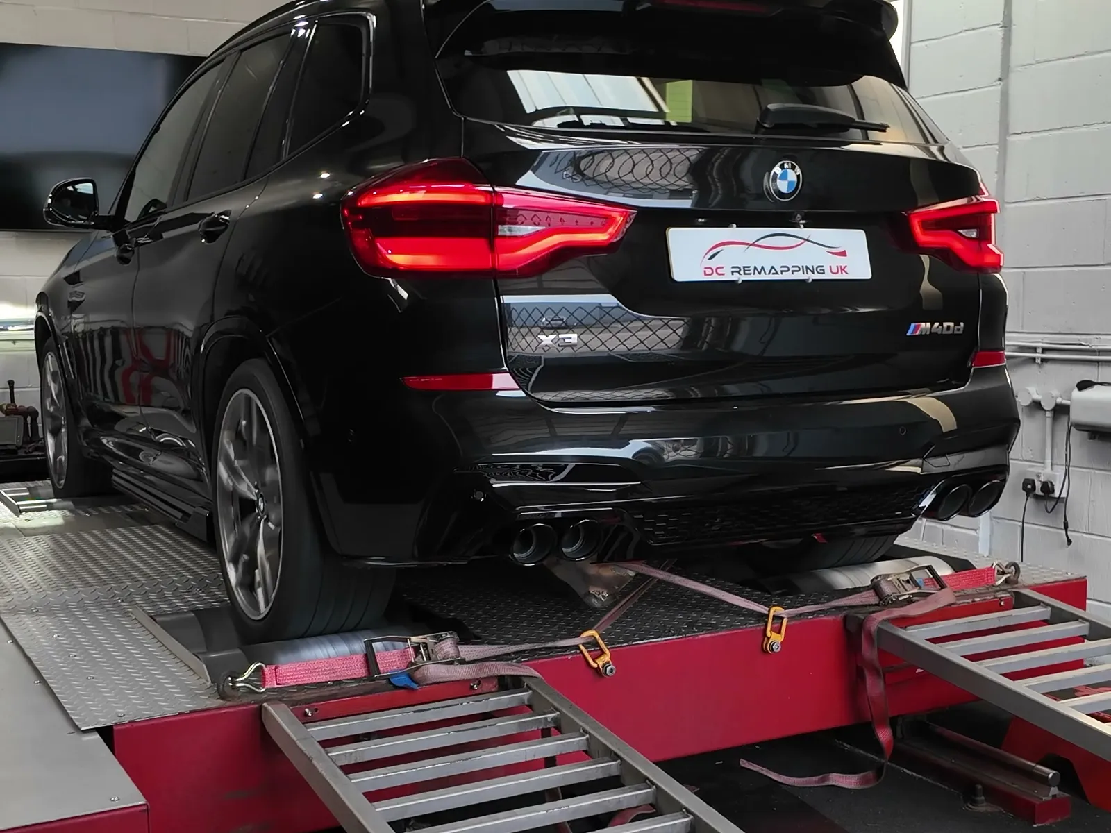 BMW X3 M40d strapped to the dyno
